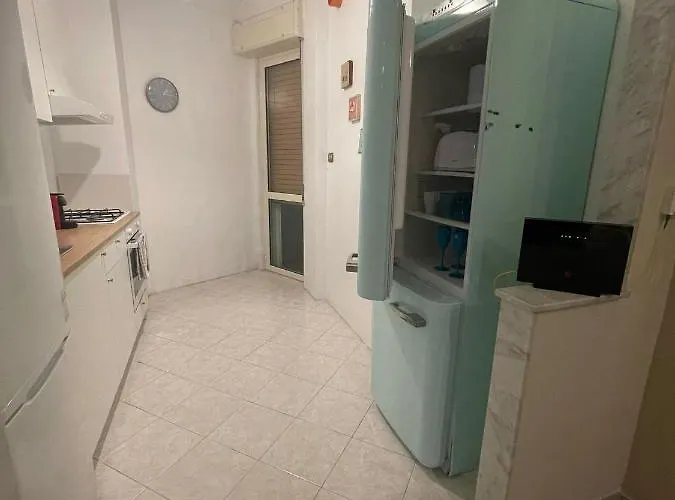 Casa Di Nonna: شقة نابولي